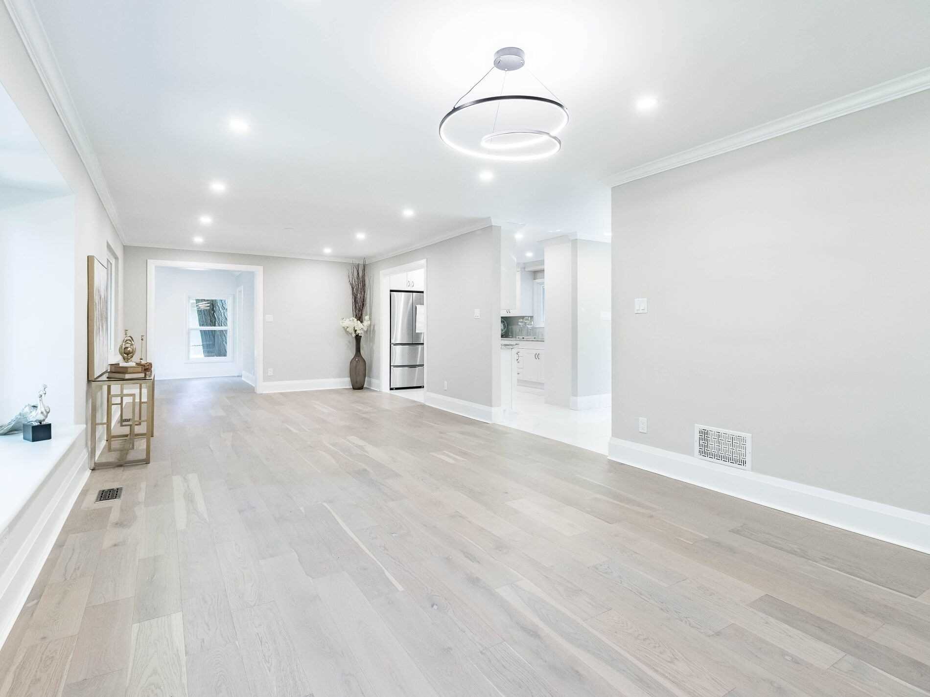 248 Robina Rd