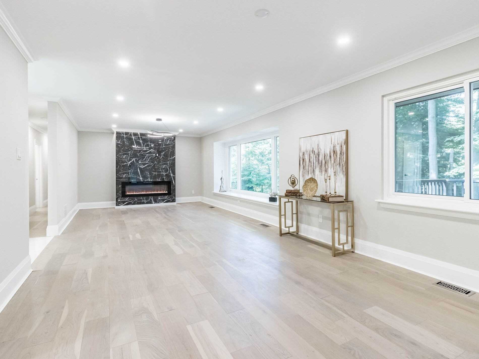 248 Robina Rd
