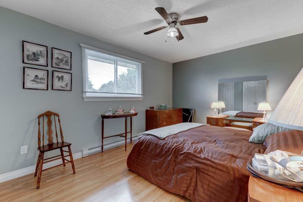 303 Port Colony Rd