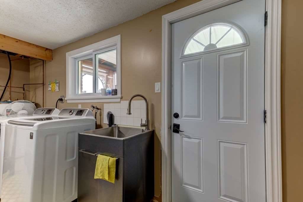 303 Port Colony Rd