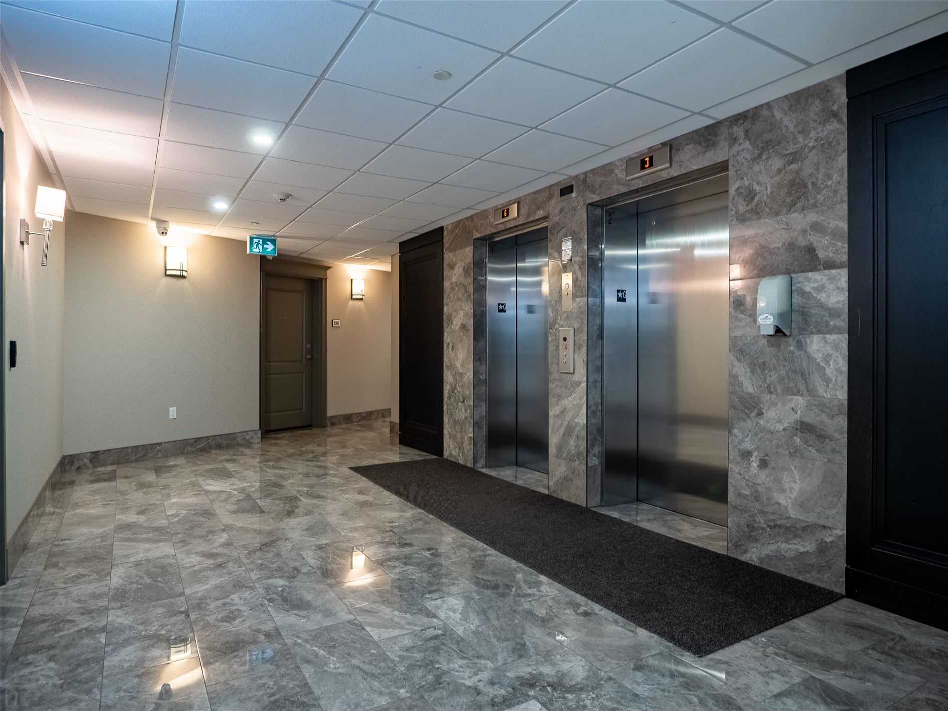 125 Shoreview Pl, #602