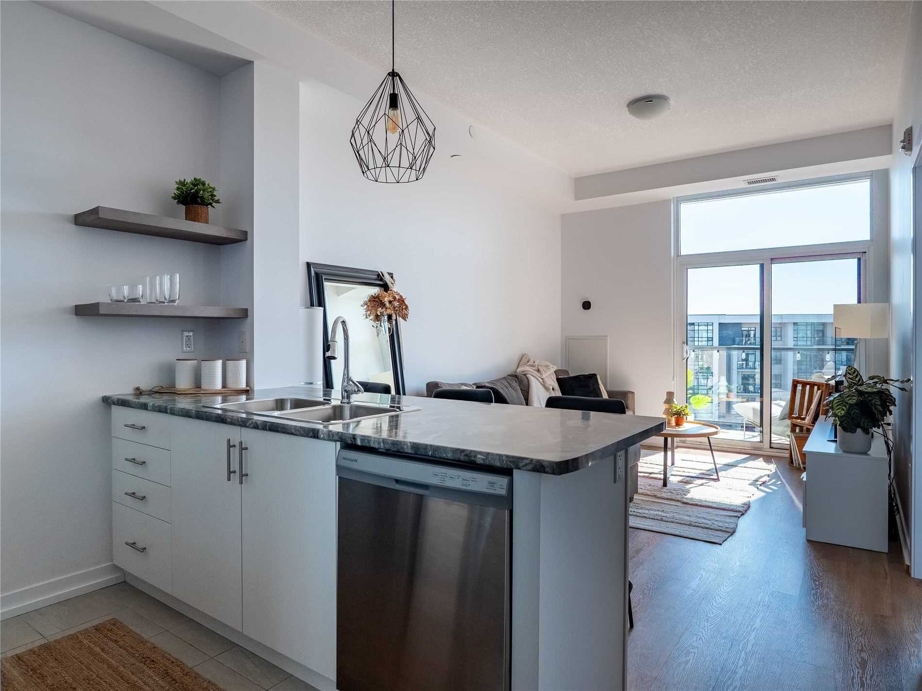 125 Shoreview Pl, #602