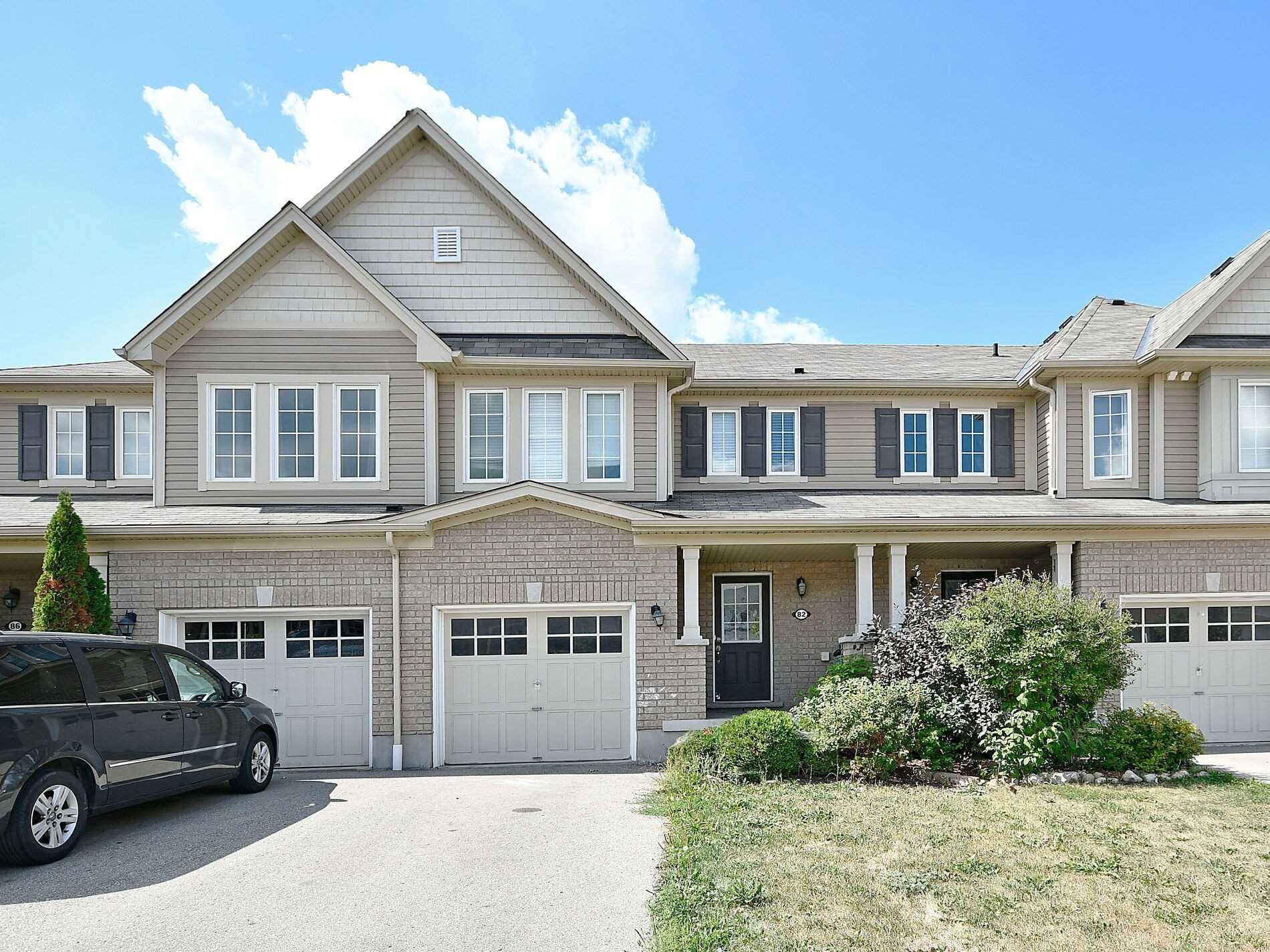 82 Trowbridge Street