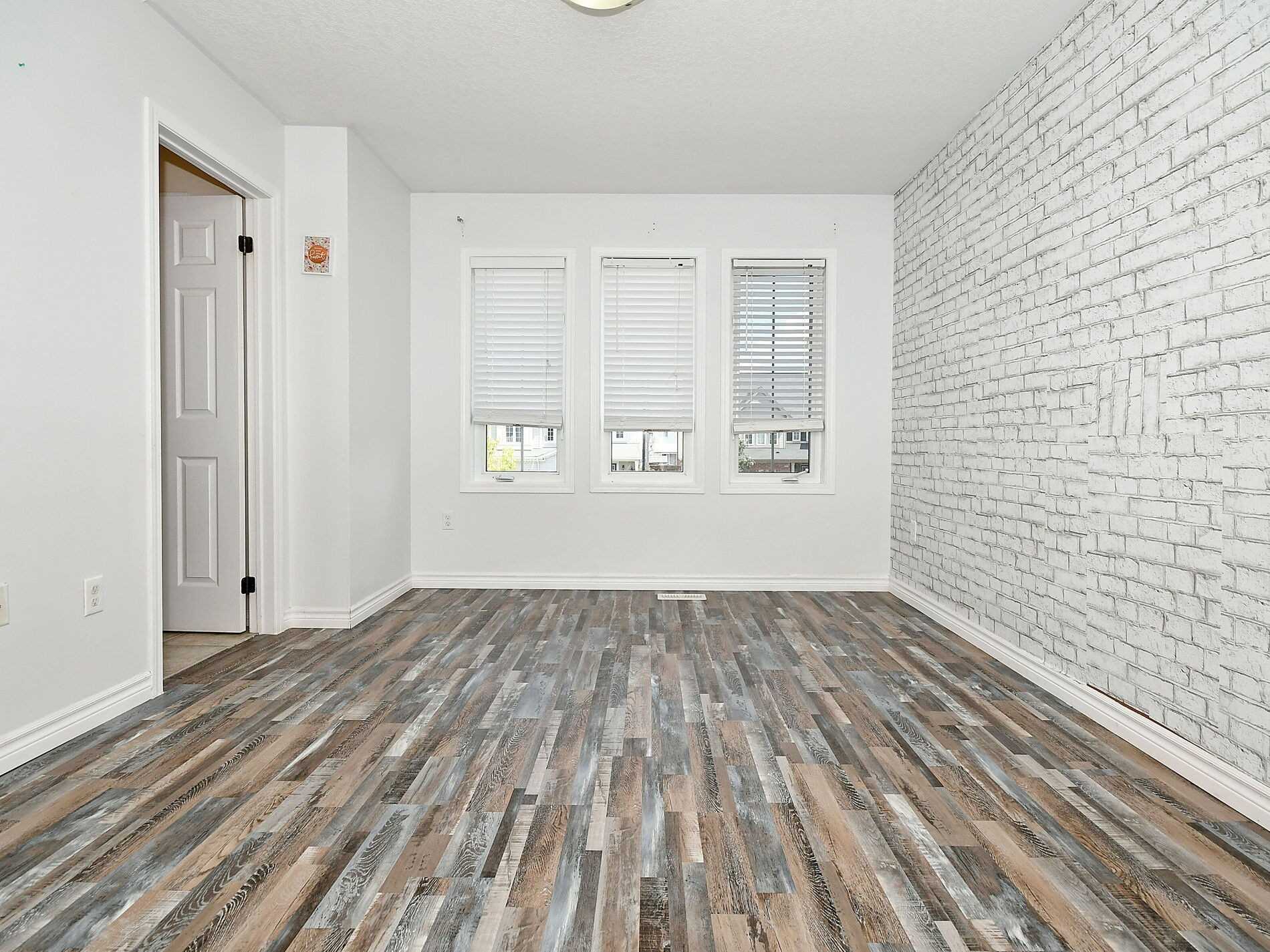 82 Trowbridge Street