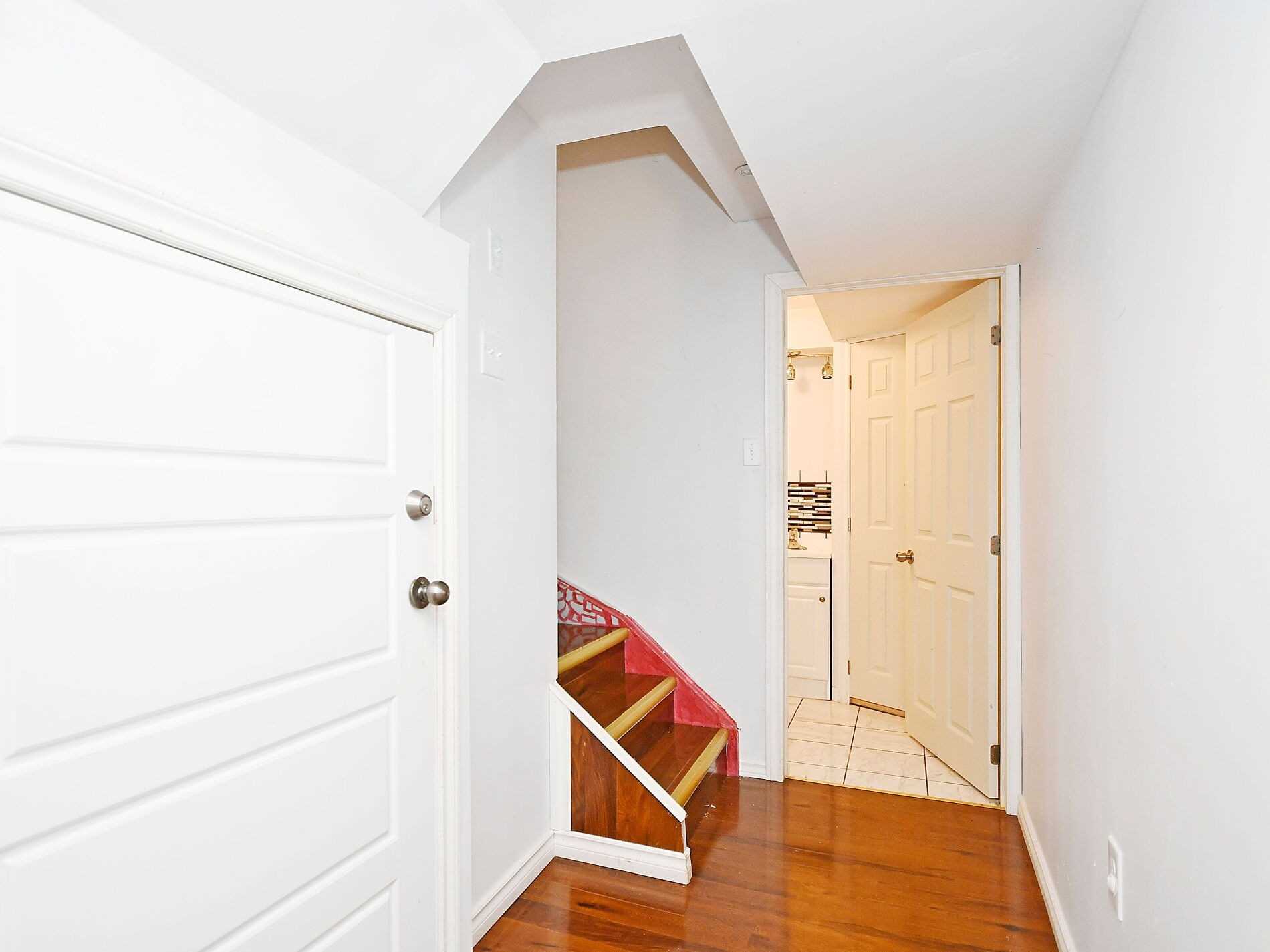 82 Trowbridge Street