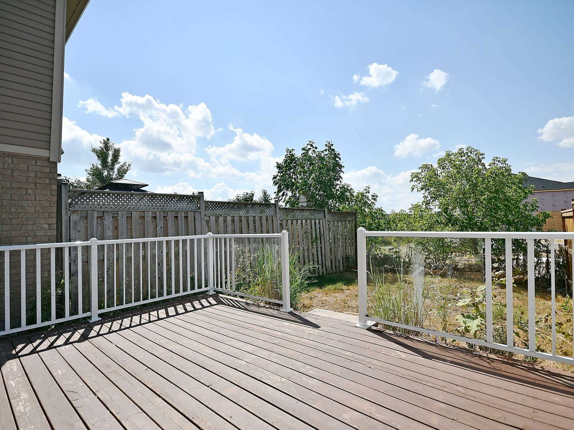 82 Trowbridge Street