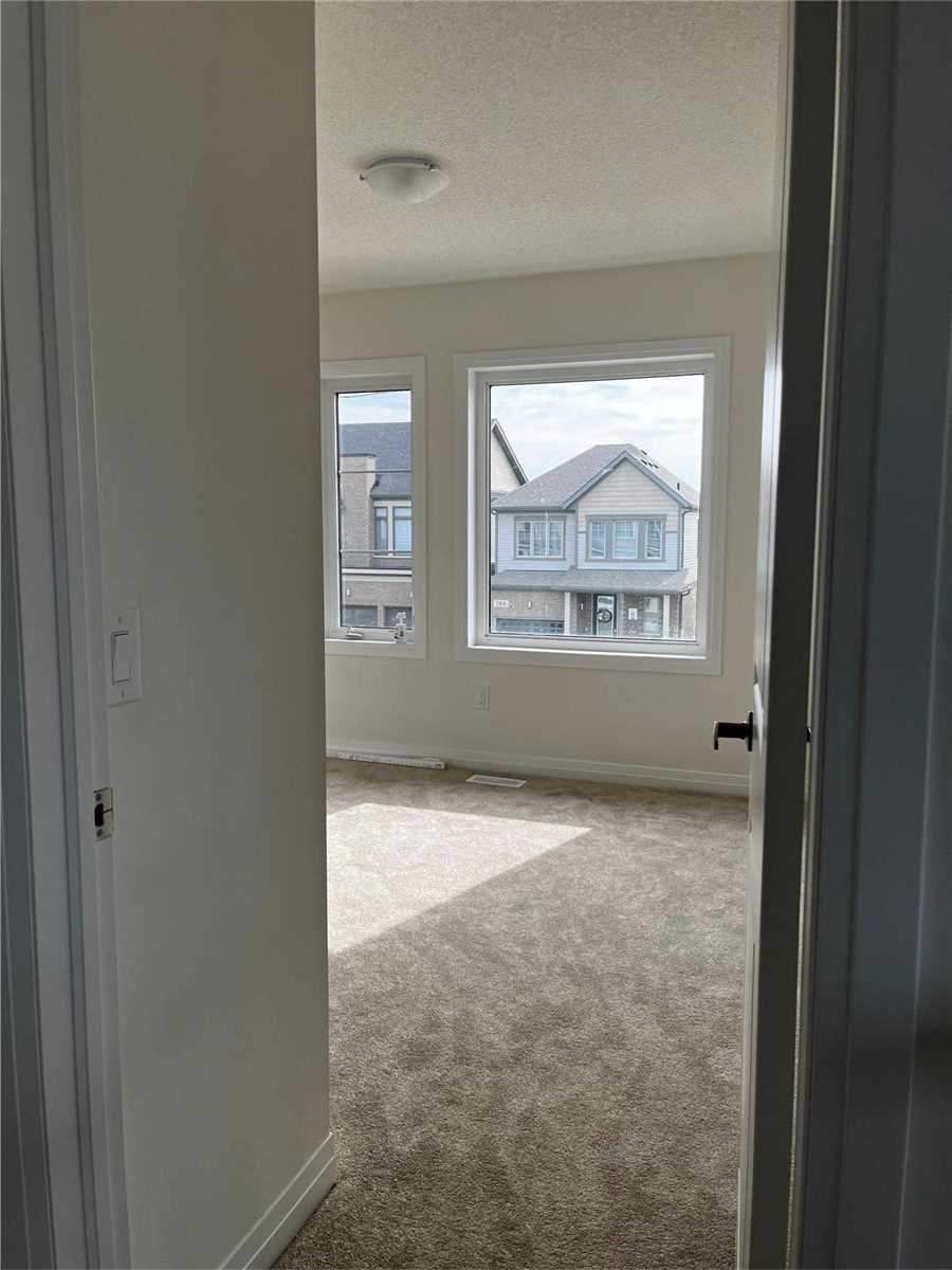 161 Freedom Crescent