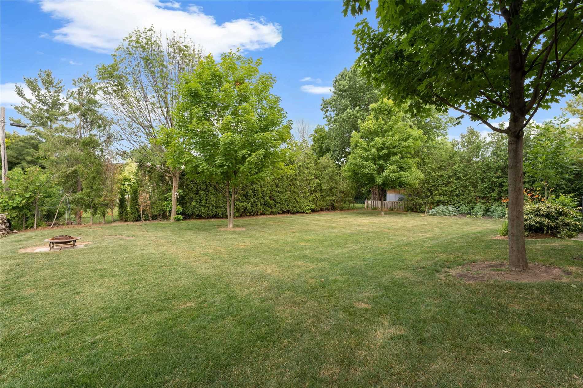 41 Leckie Ave