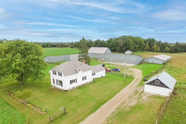 194 Laxton South Quarter Line, Kawartha Lakes