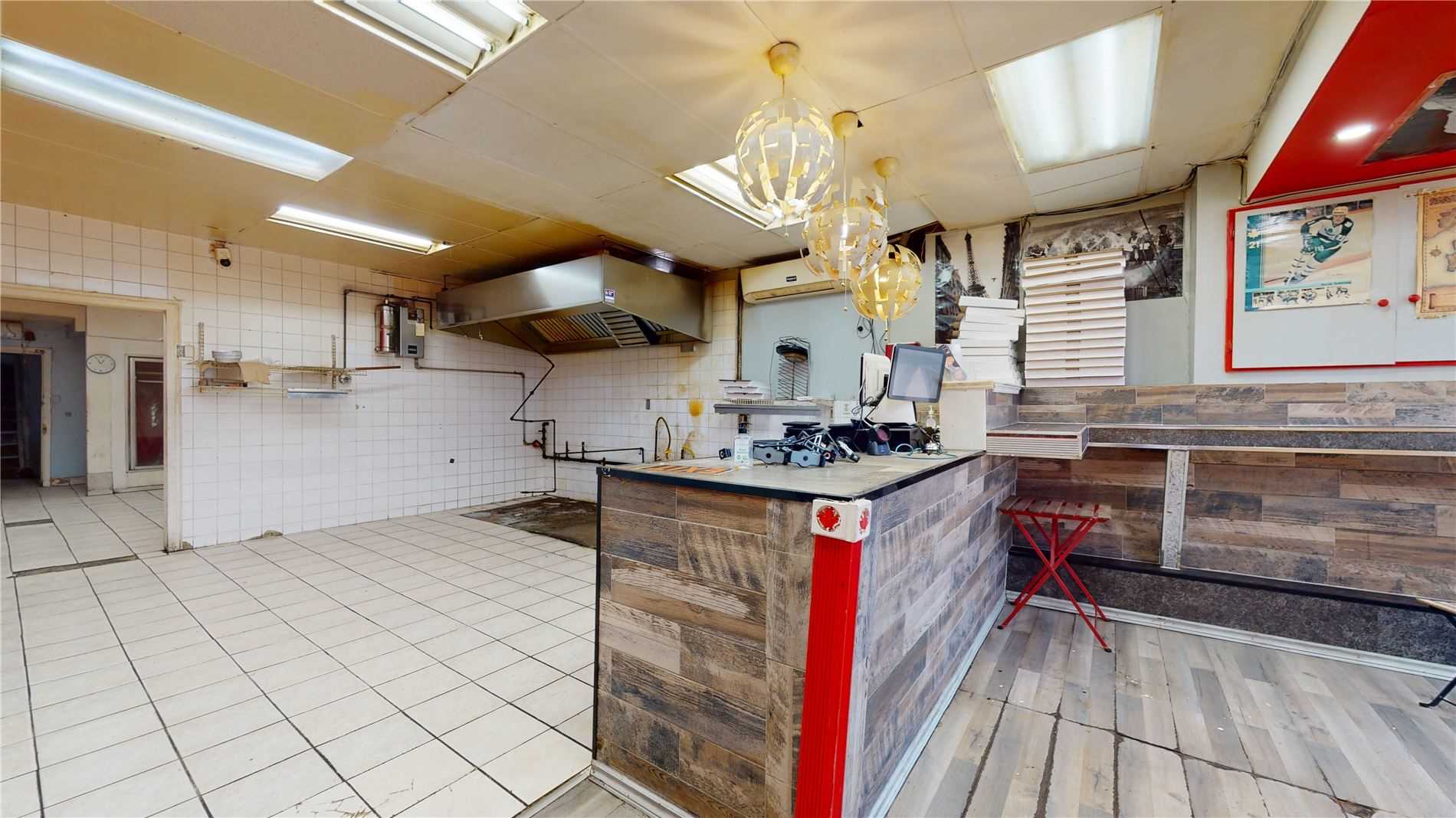 Listing X5768788 - Large Photo # 12