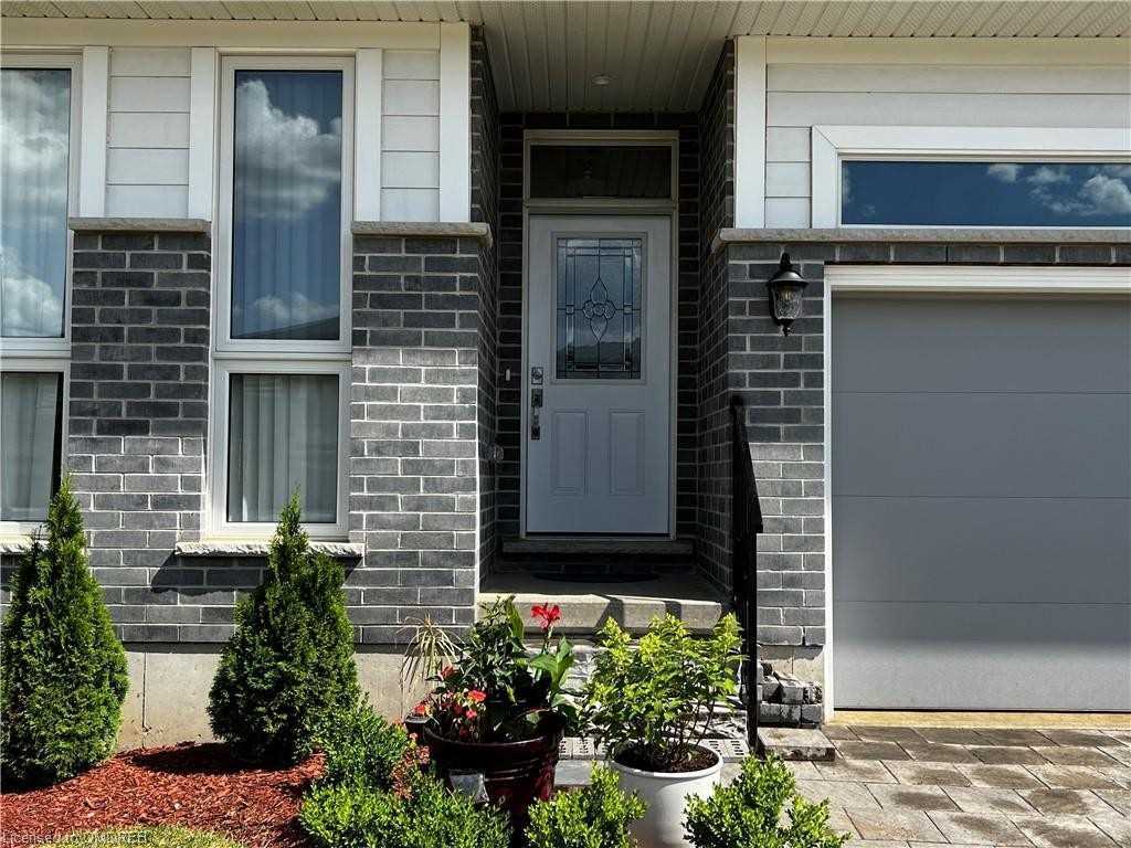 19 Sutherland Crescent