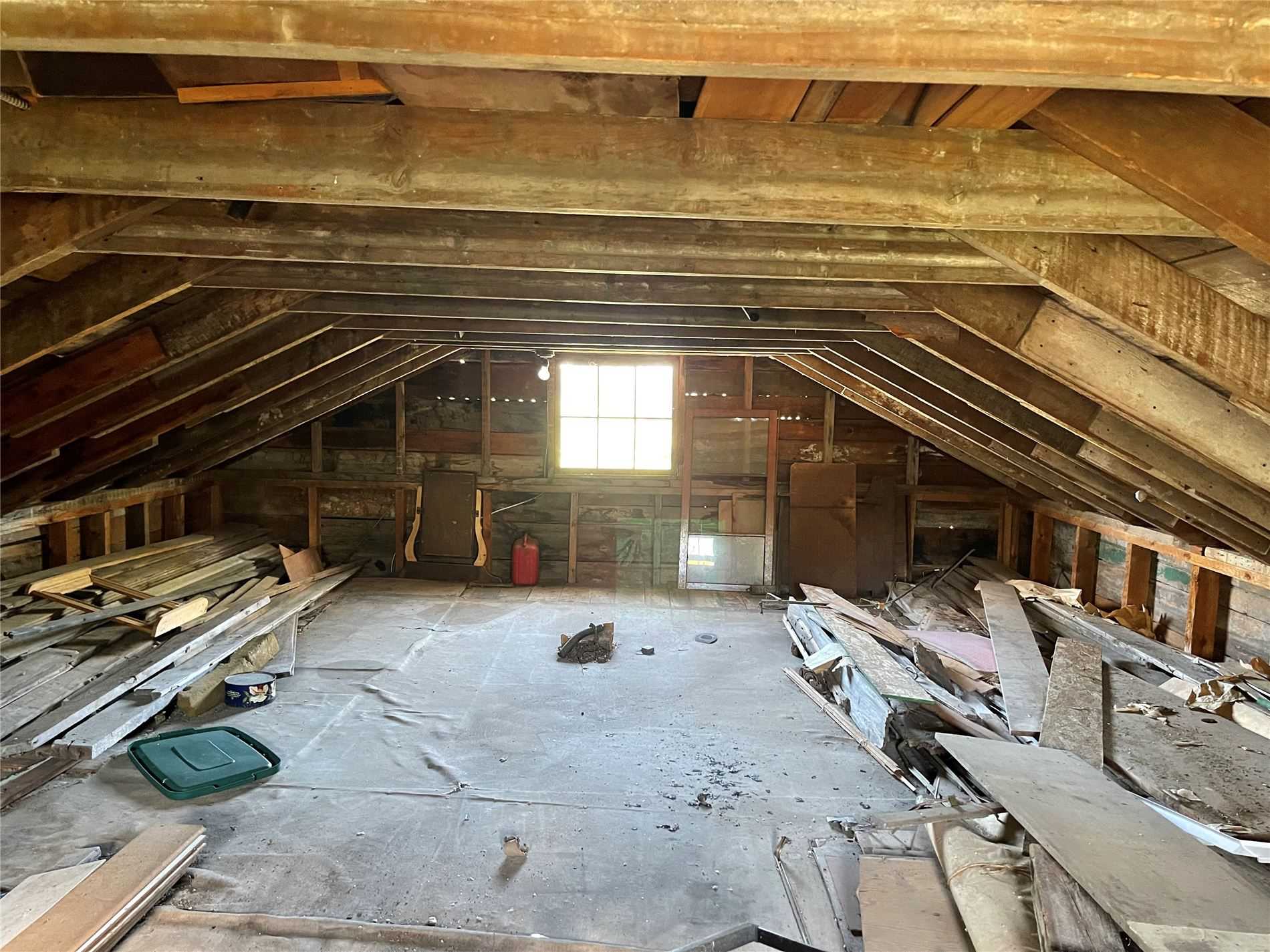 1863 Victoria Rd