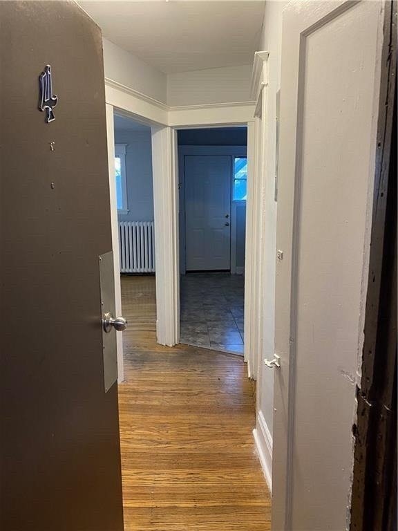 8-12 Ottawa St N