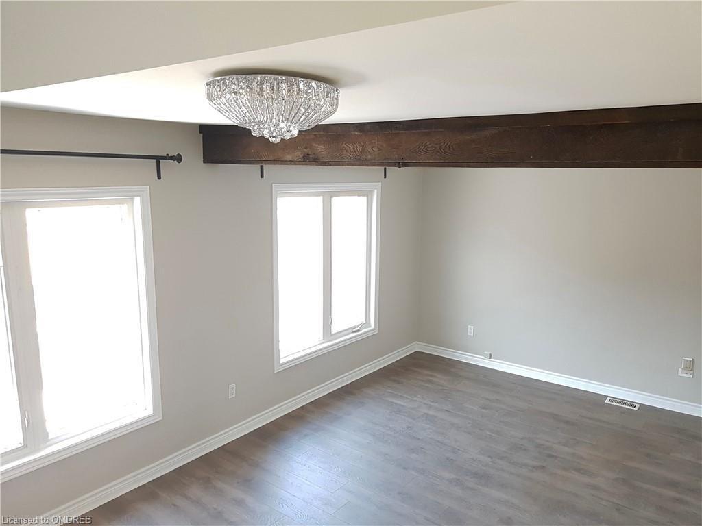 209 Rosslyn Avenue S