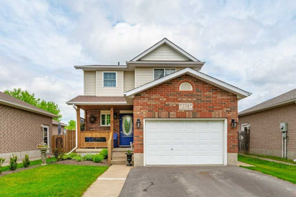 758 Victoria Terr, Centre Wellington