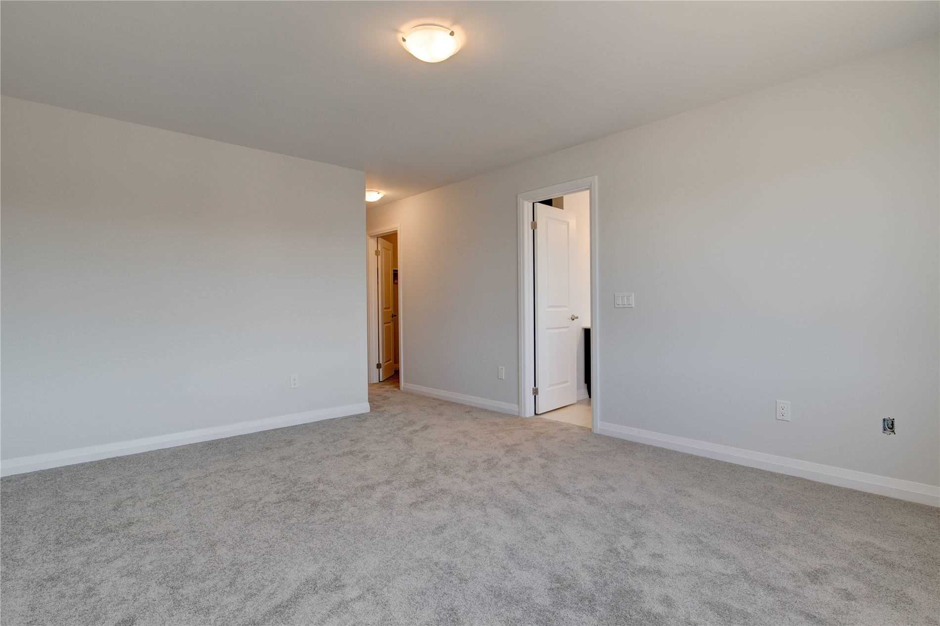 914 Sobeski Ave
