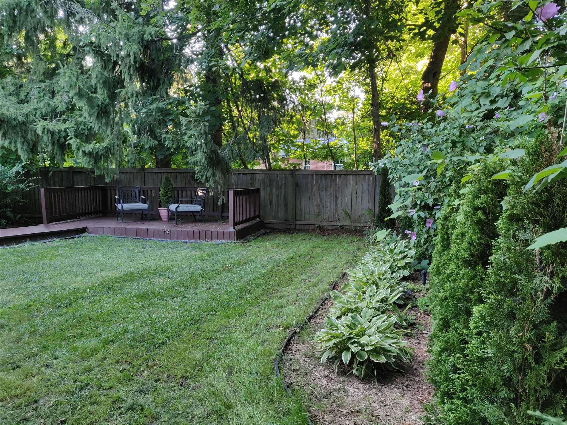83 Jerseyville Rd E