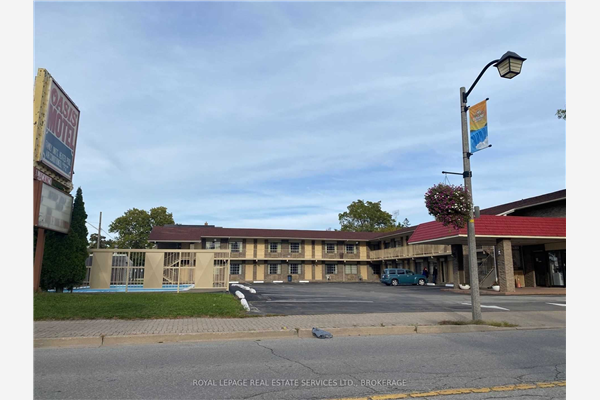 5107 Centre St, Niagara Falls