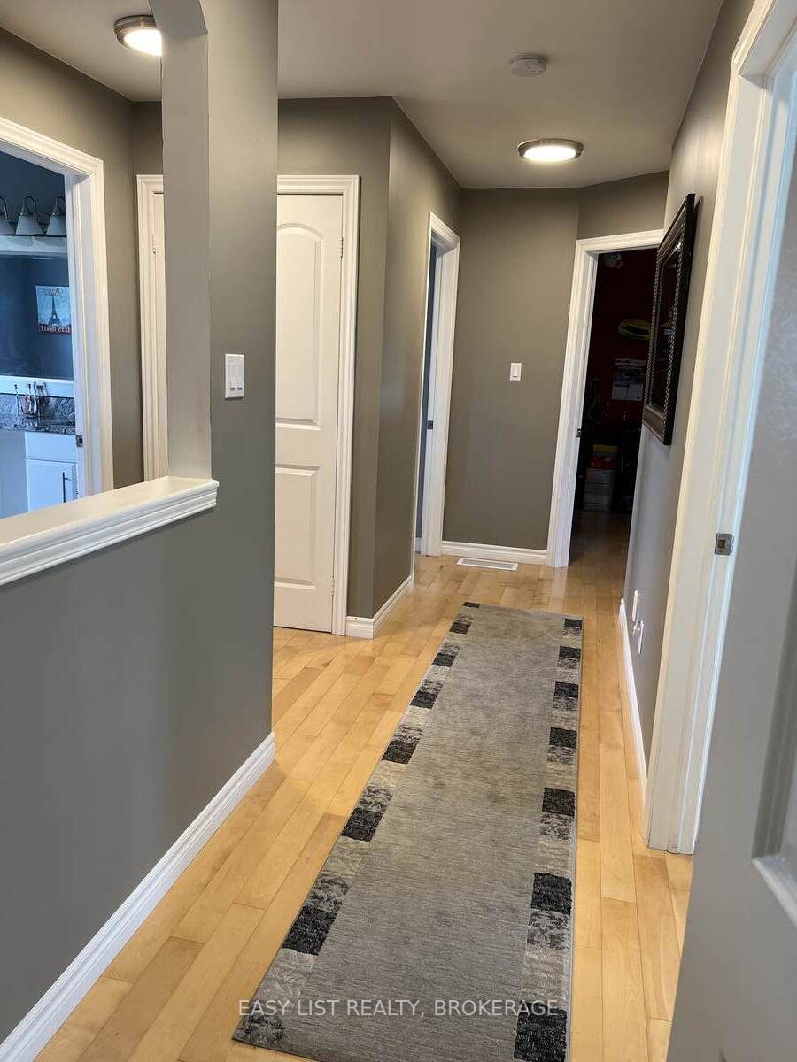 17 Sunset Dr