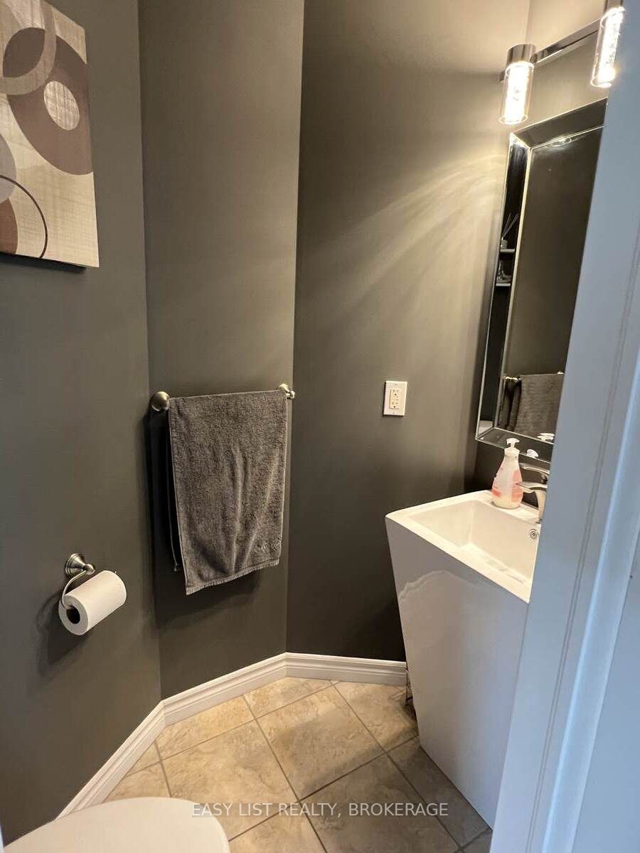 17 Sunset Dr