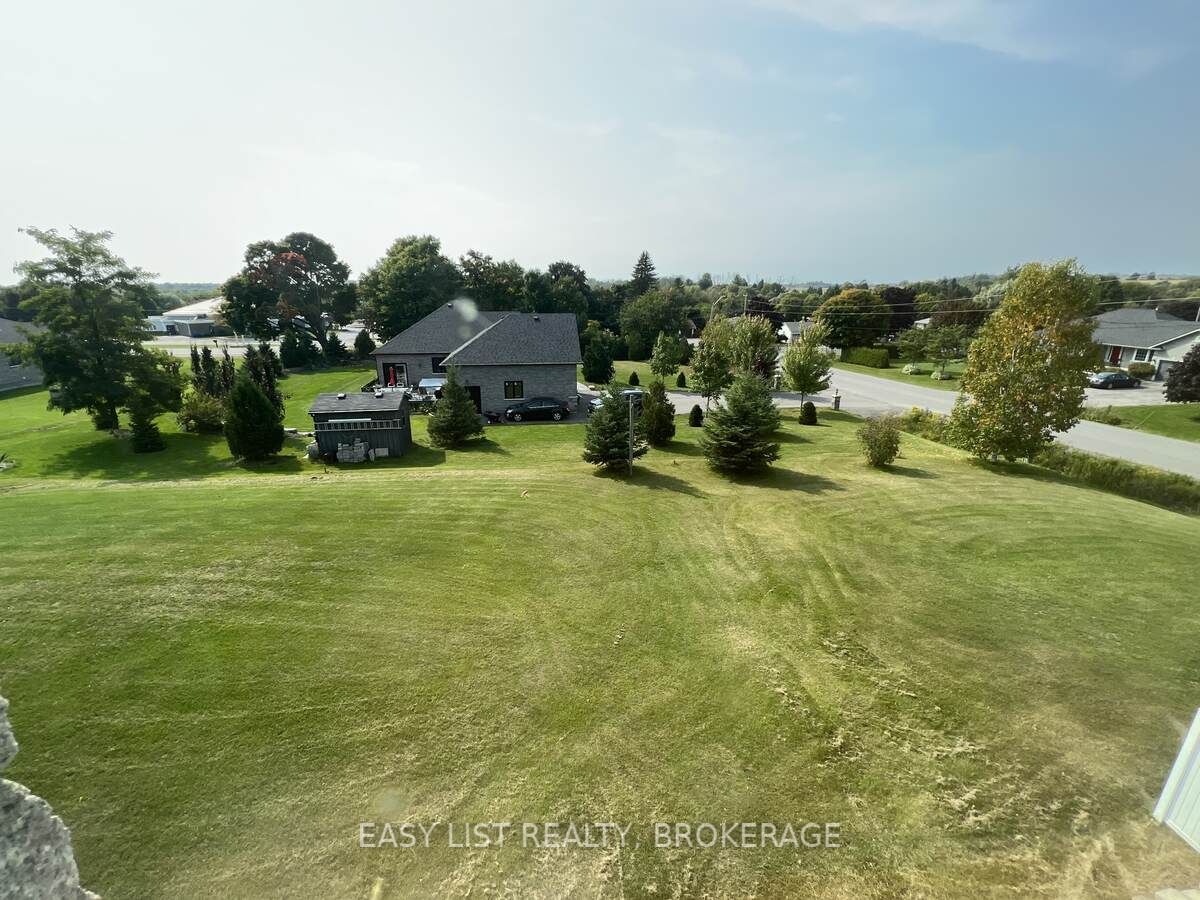 17 Sunset Dr