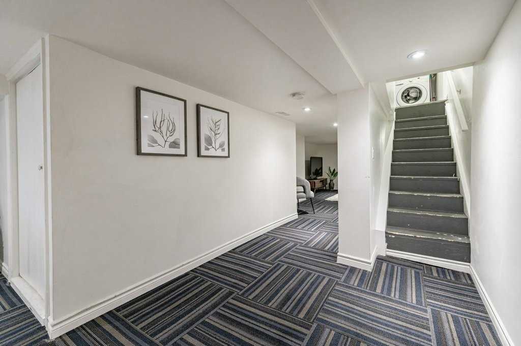 89 Oxford Street