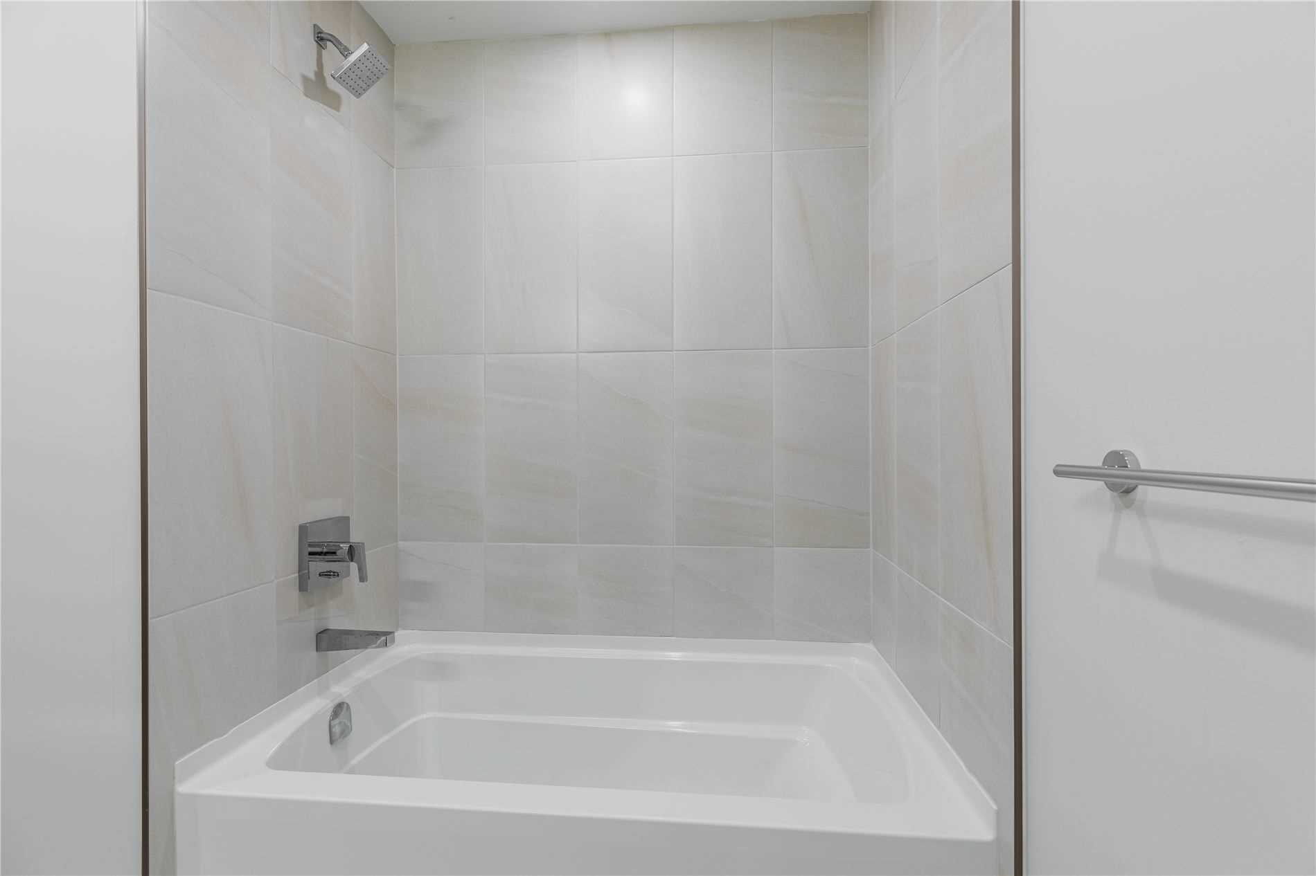 57 Lakeport Rd, #506