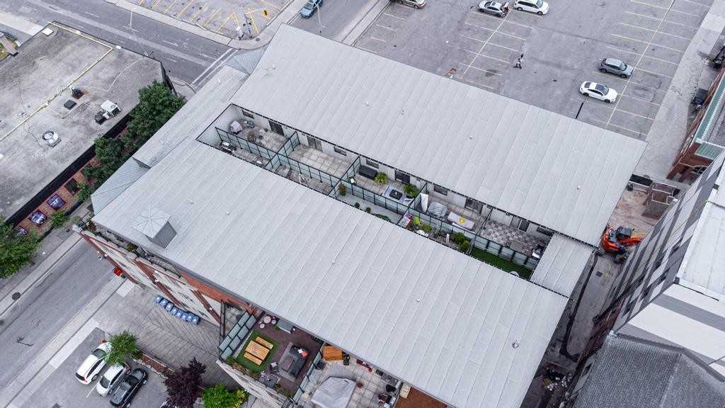 80 King William St, #402