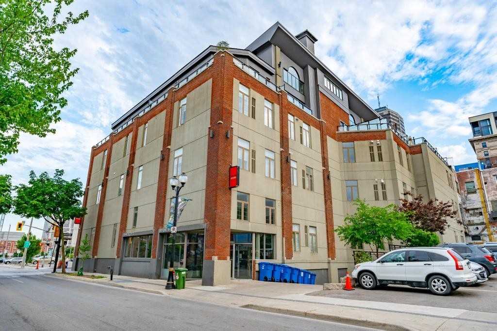 80 King William St, #402