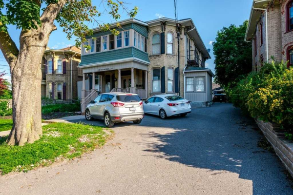 226 Brock St, Peterborough