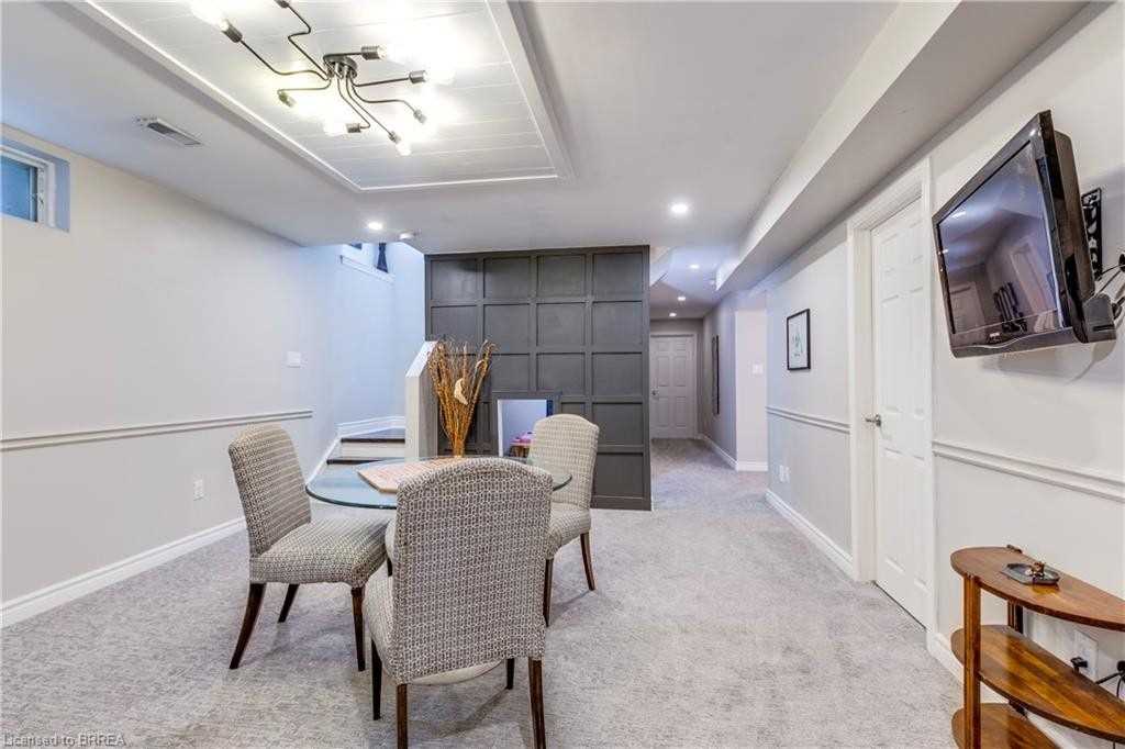 206 Fiddlers Green Road