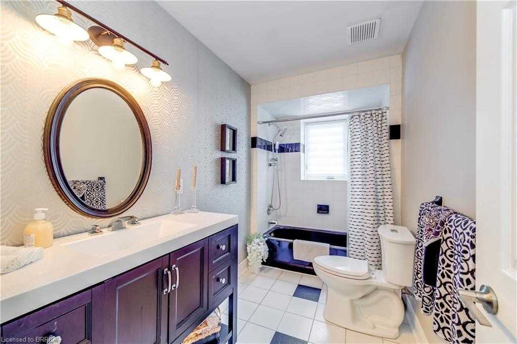 206 Fiddlers Green Road