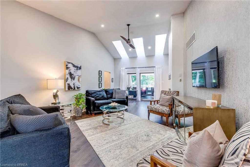 206 Fiddlers Green Road