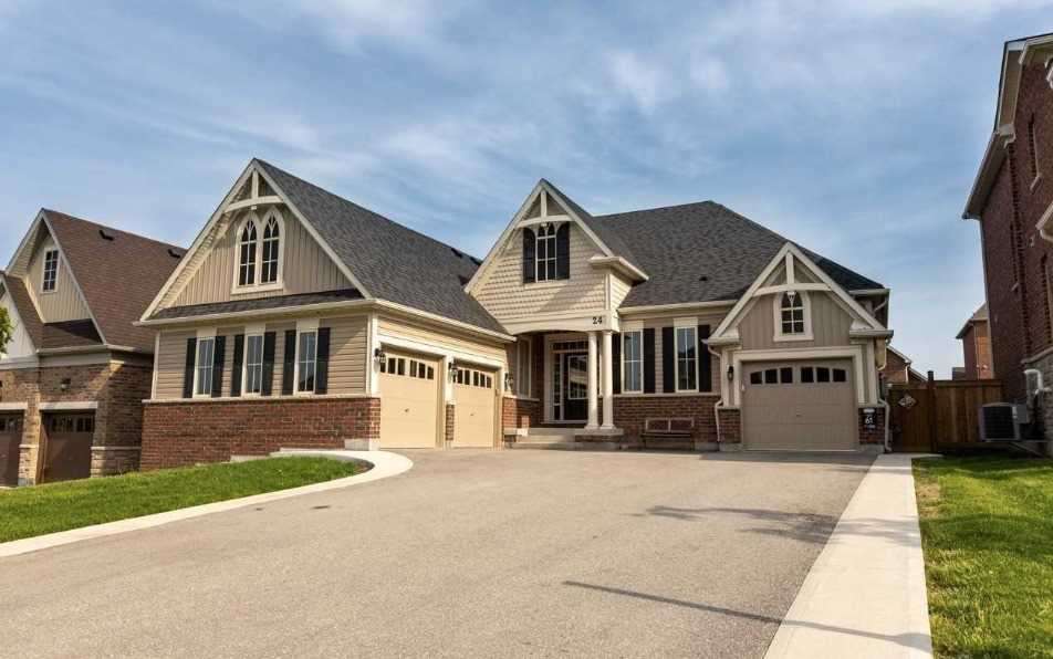 24 Benson Ave