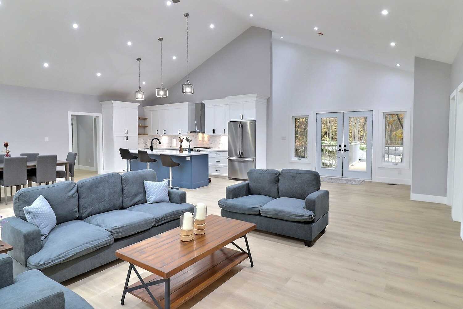 187 Lakeview Drive