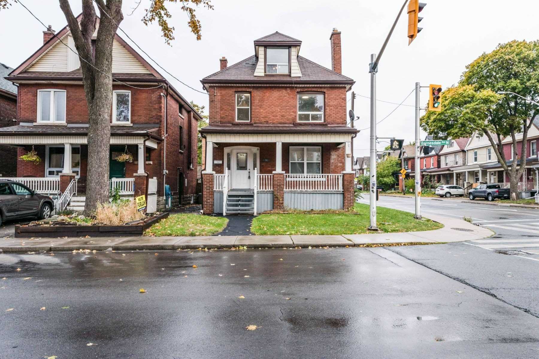 36 Barnesdale Ave N