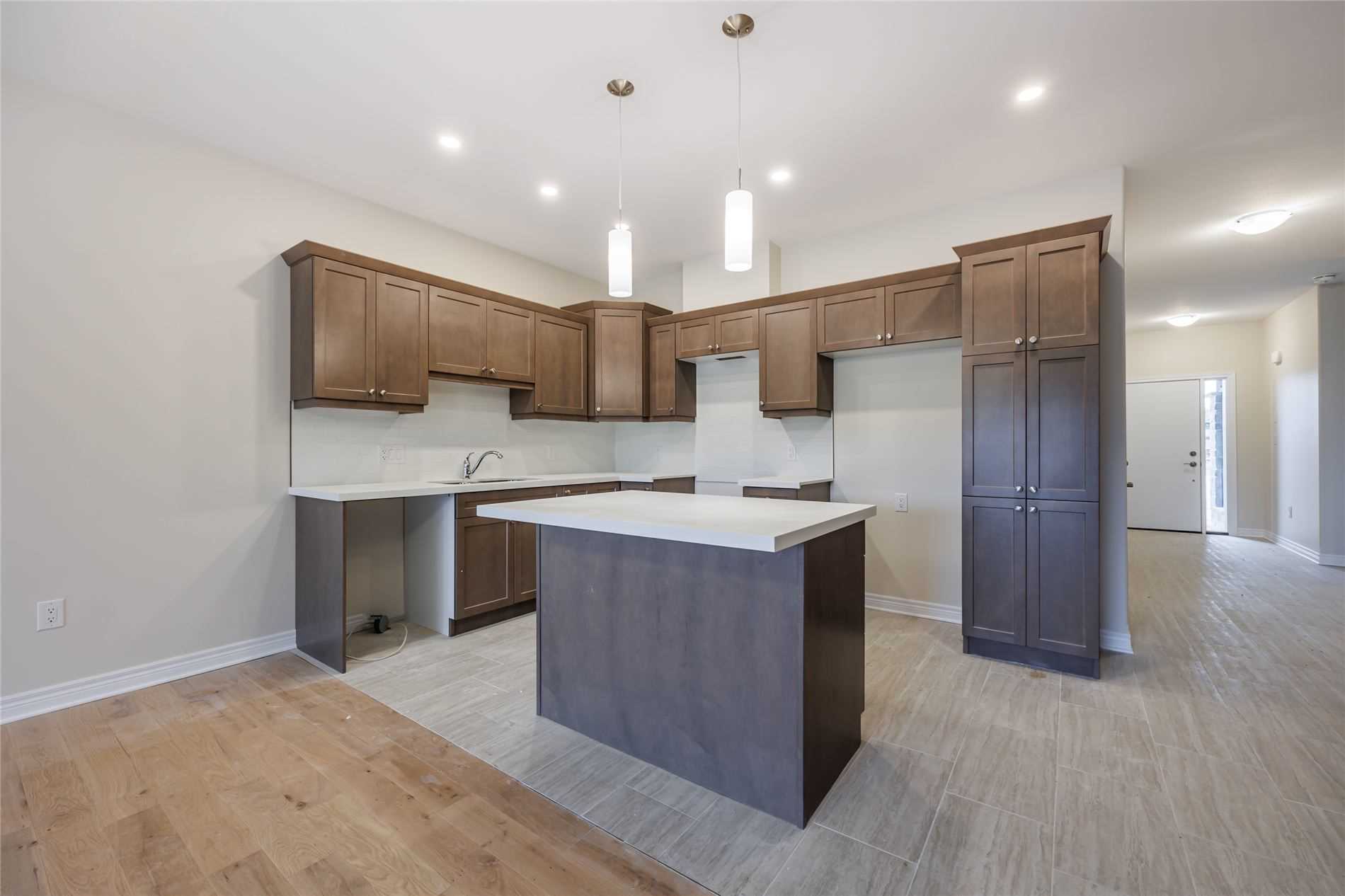7138 Parsa St, #9