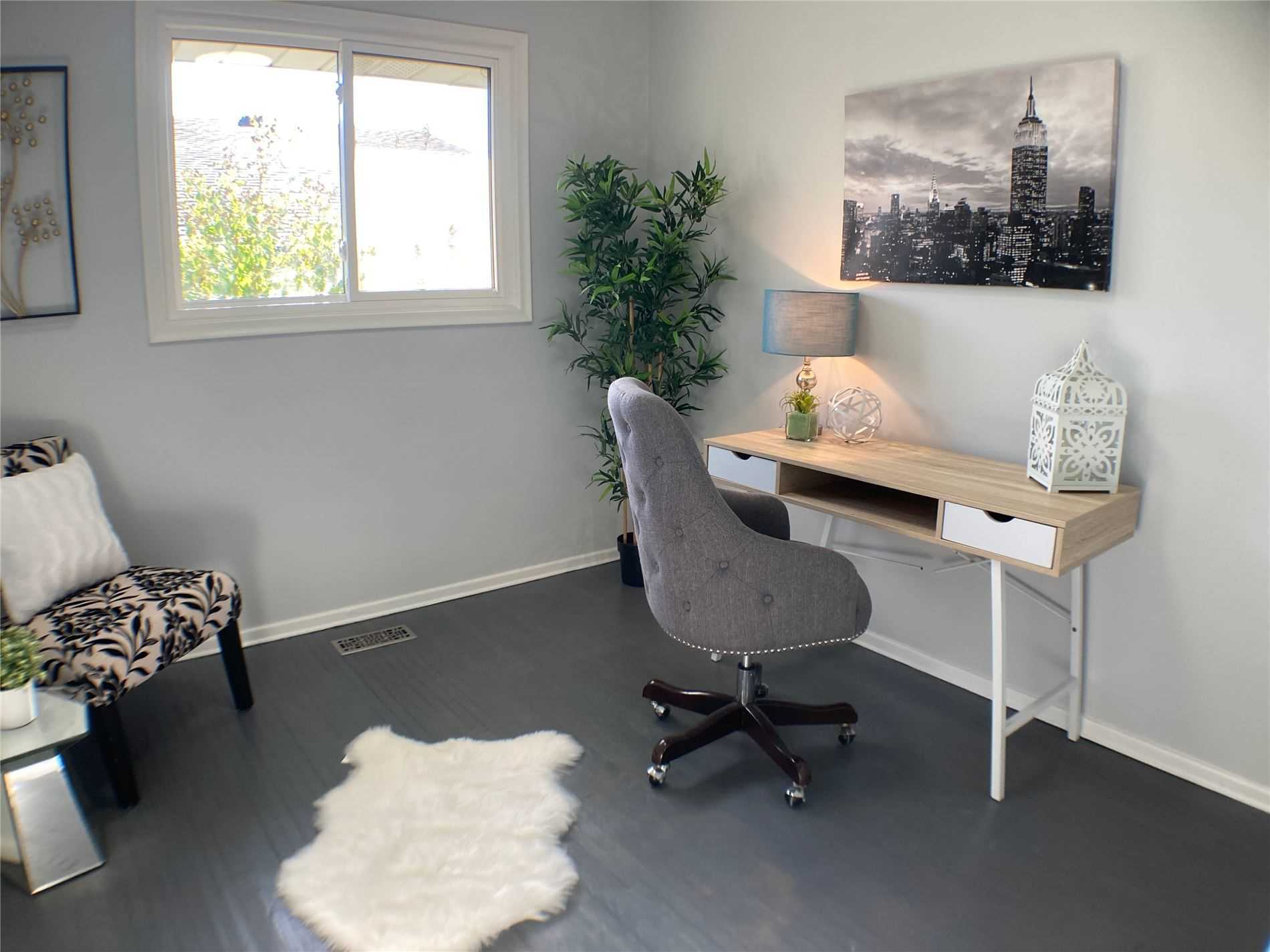 89 Greeningdon Drive