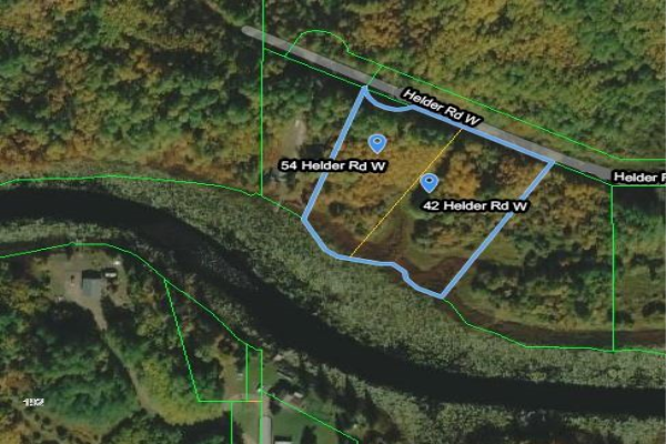 54 Helder Rd W, Lake of the Woods