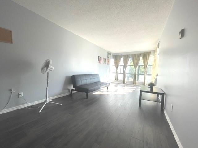 Listing X5810303 - Large Photo # 9