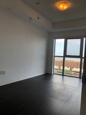 560 North Service Rd, #407