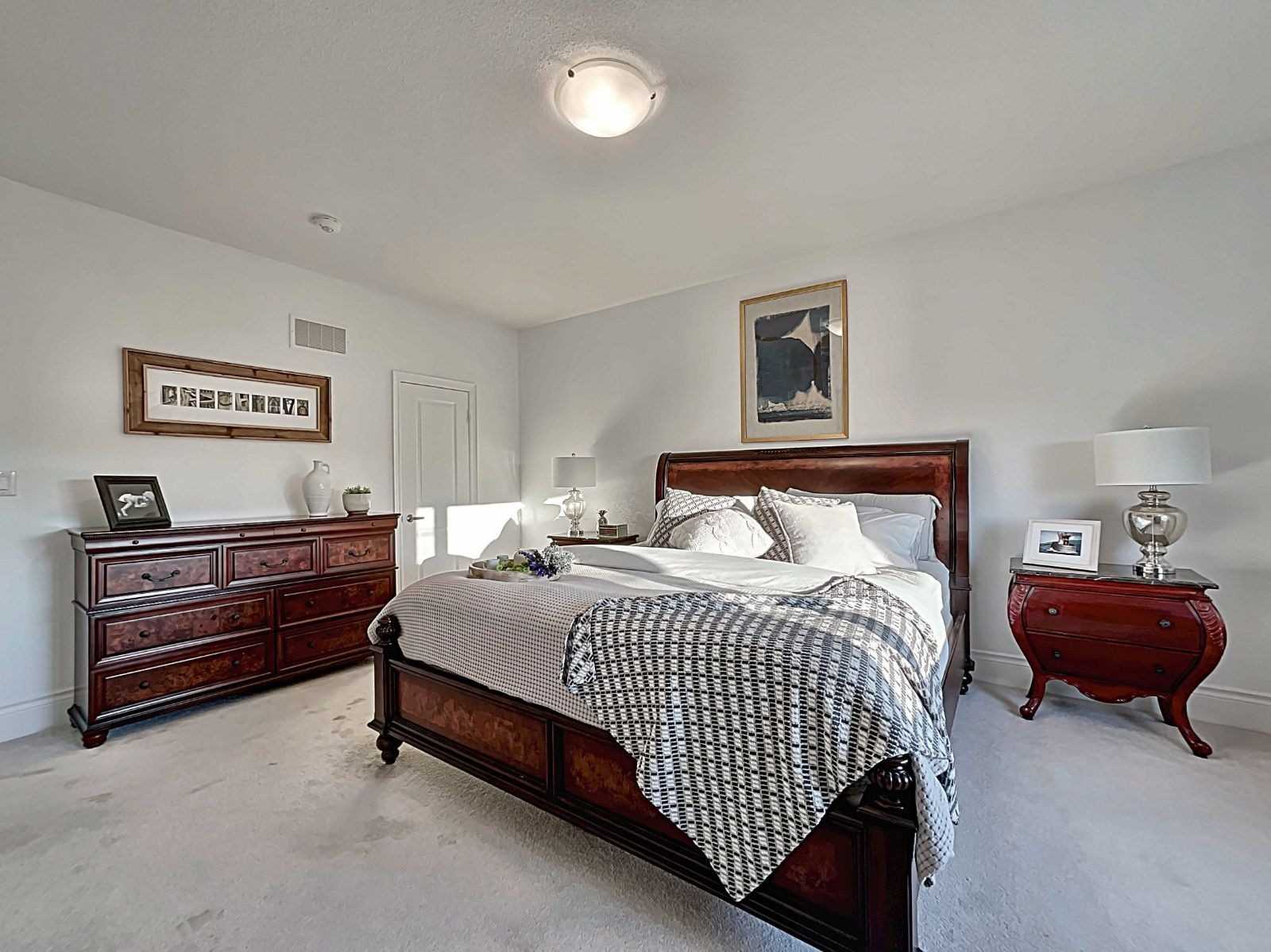 56 Golden Hawk Dr