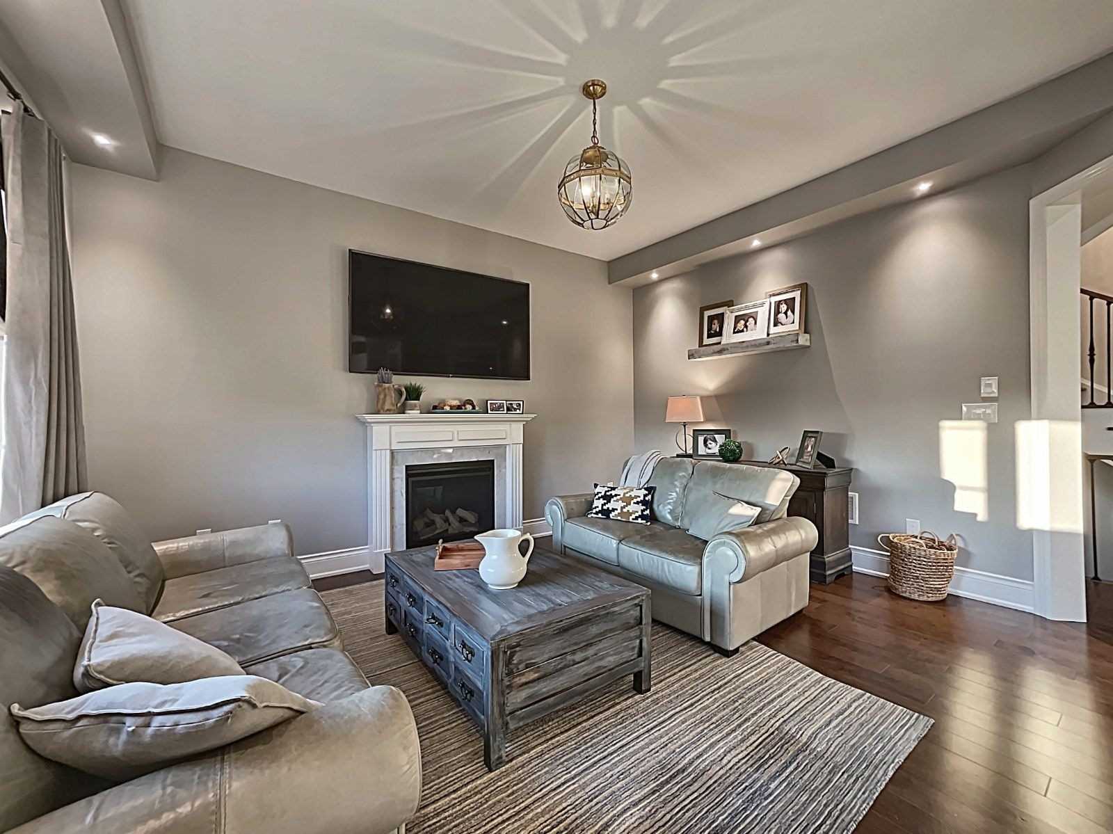 56 Golden Hawk Dr