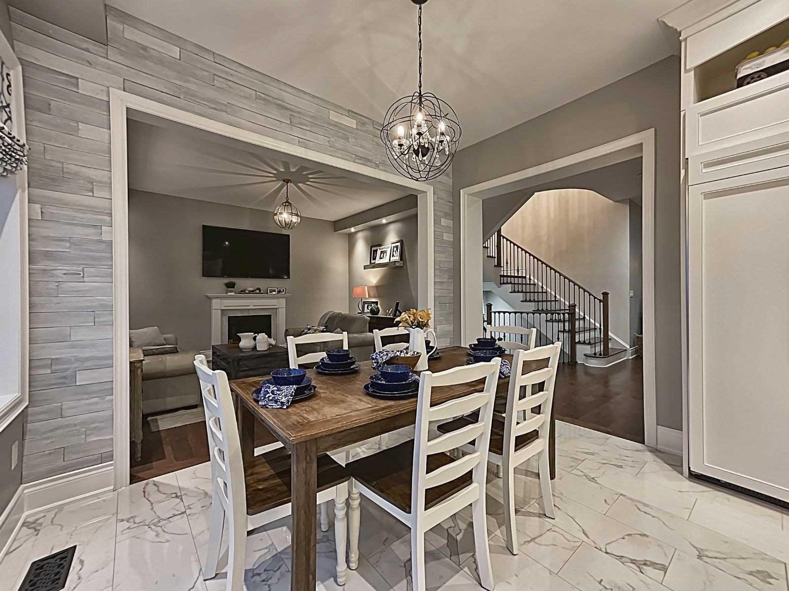 56 Golden Hawk Dr