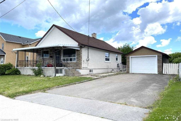 5688 Desson Ave, Niagara Falls