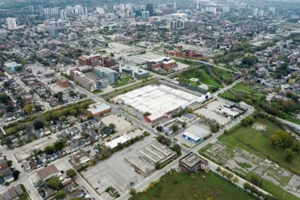 414 Victoria Ave N, Hamilton
