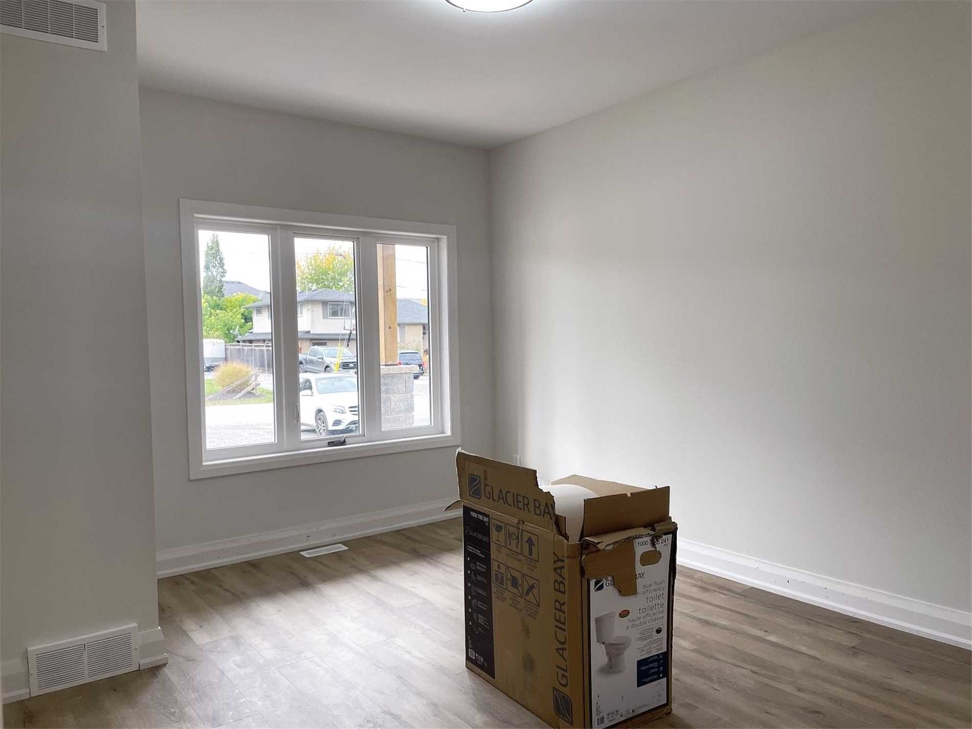 13 Valley Rd, #3-Upper