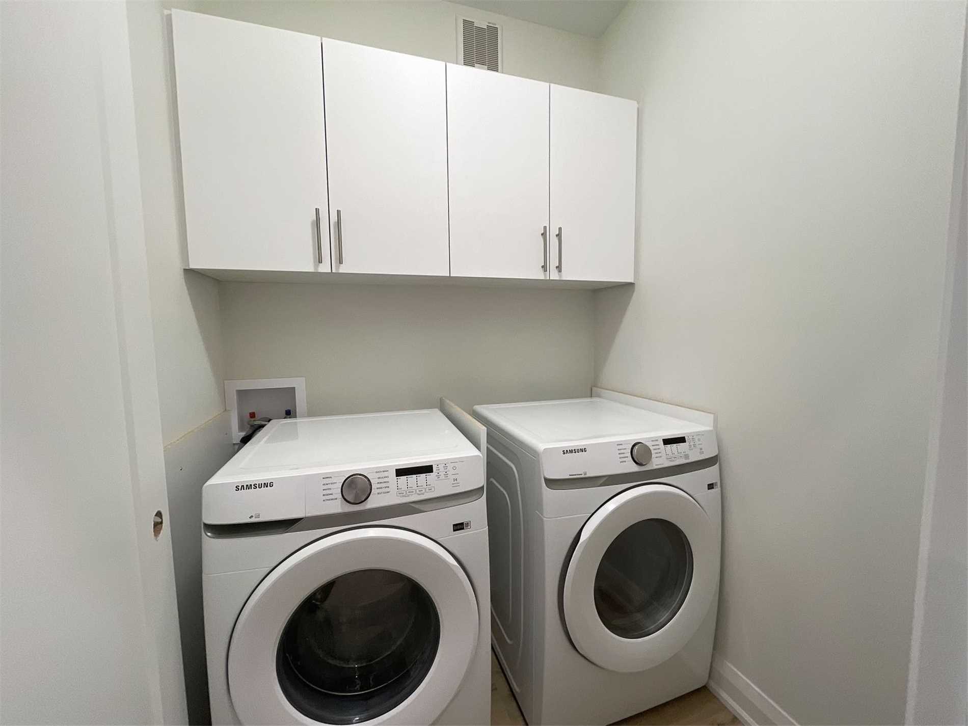 13 Valley Rd, #3-Upper