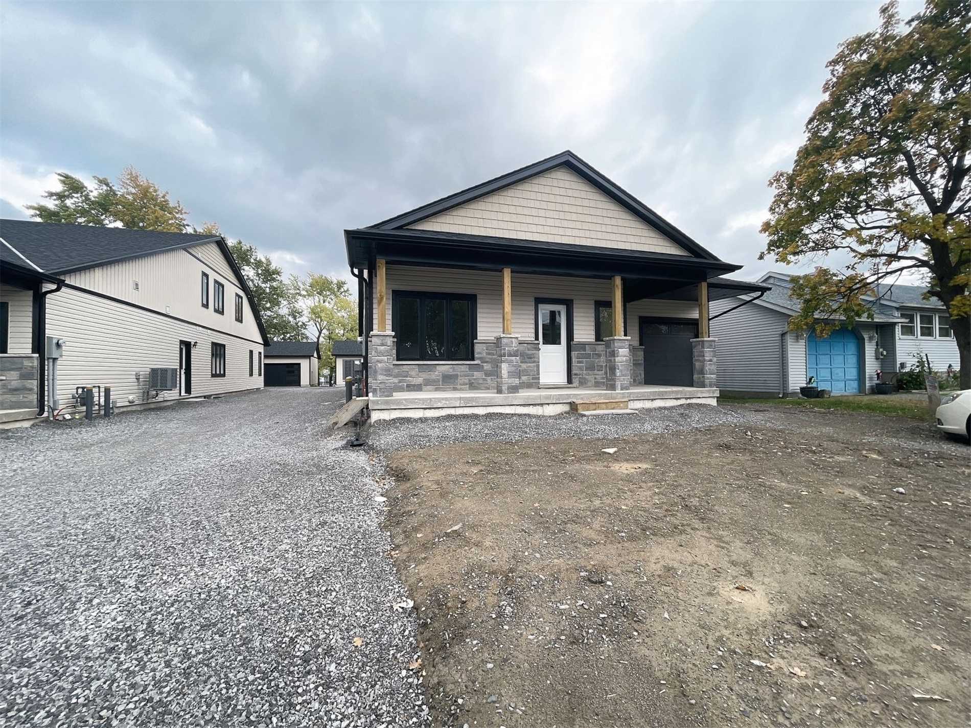 13 Valley Rd, #3-Upper
