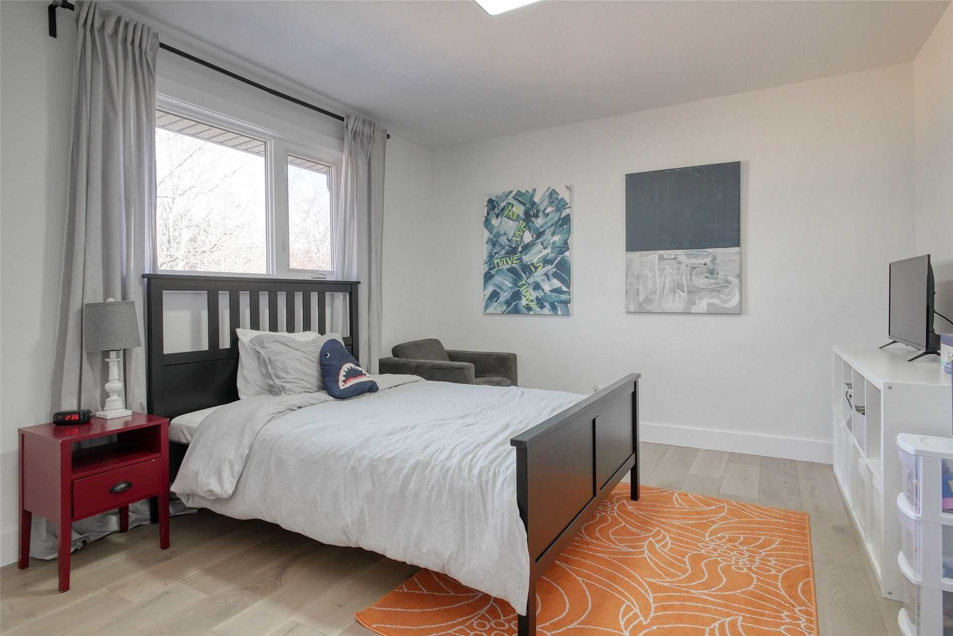 514 Oxbow Rd